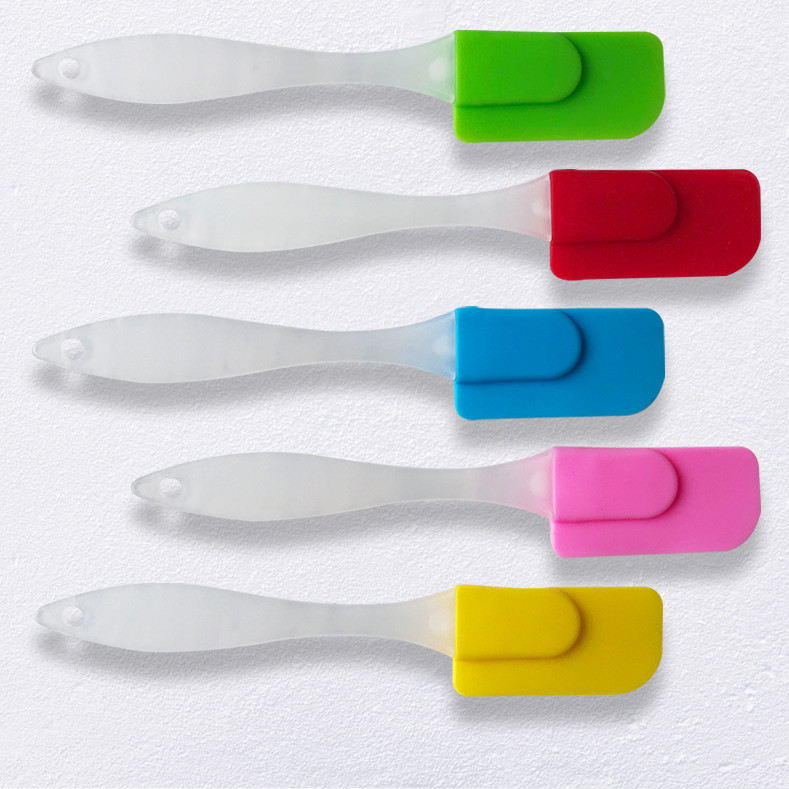 Silicone scraper small size cream spatula high temperature baking scraper color household food grade silicone scraper wholesale
