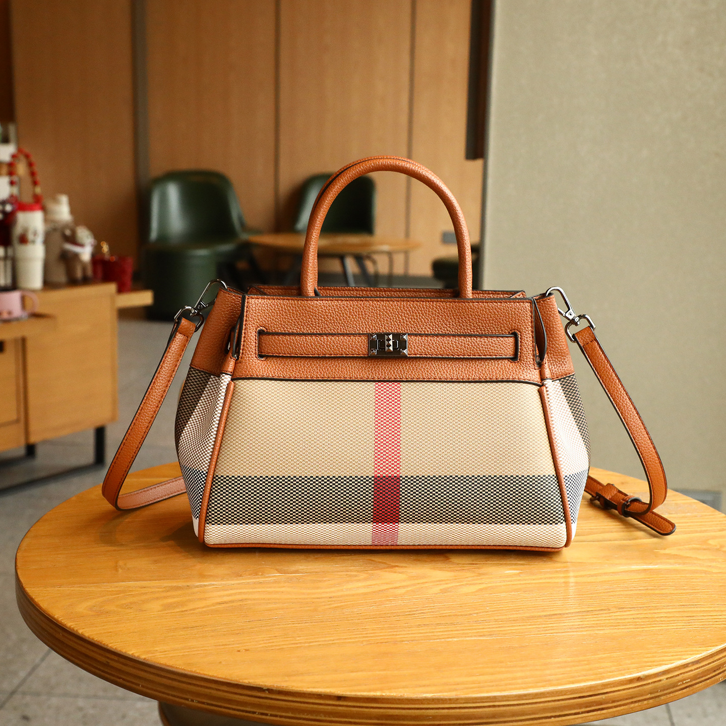 Сумка Келли Женская 2025 Новая из натуральной кожи, клетчатая, кроссбоди, высококачественная доступная роскошь, универсальная сумка на плечо для женщин