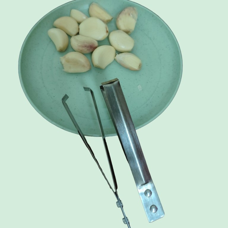 Stainless Steel Garlic Peeling Clip Garlic Peeler Tool Pig Hair Duck Feather Chicken Feather Clip Hair Removal