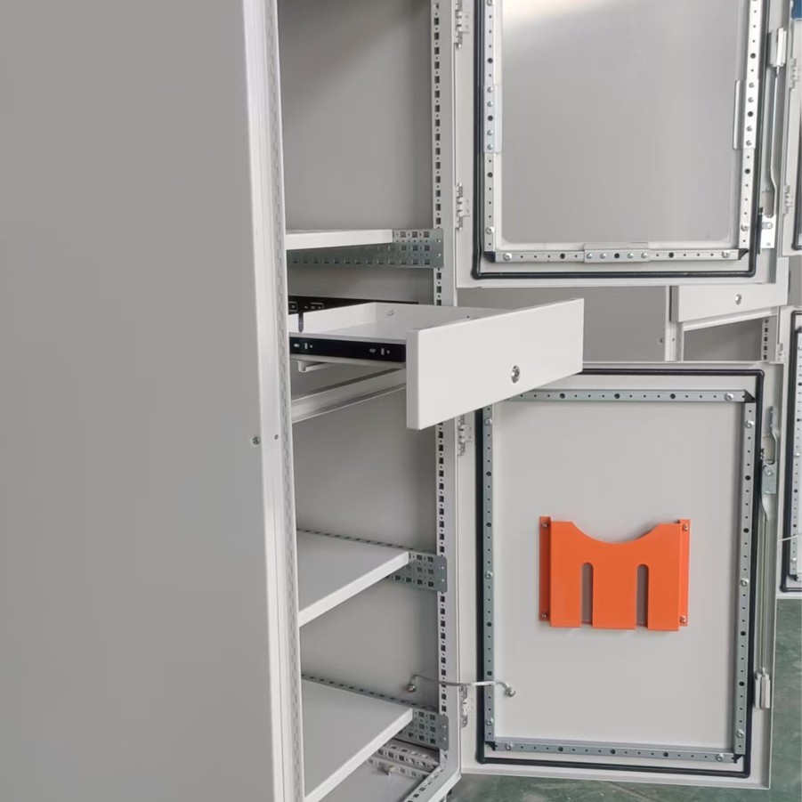 Cbpc Computer Control Cabinet Cold-Rolled Steel Plate Is Strong, Flexible and Convenient to Install Computer Cabinet Phosphating Primer Treatment