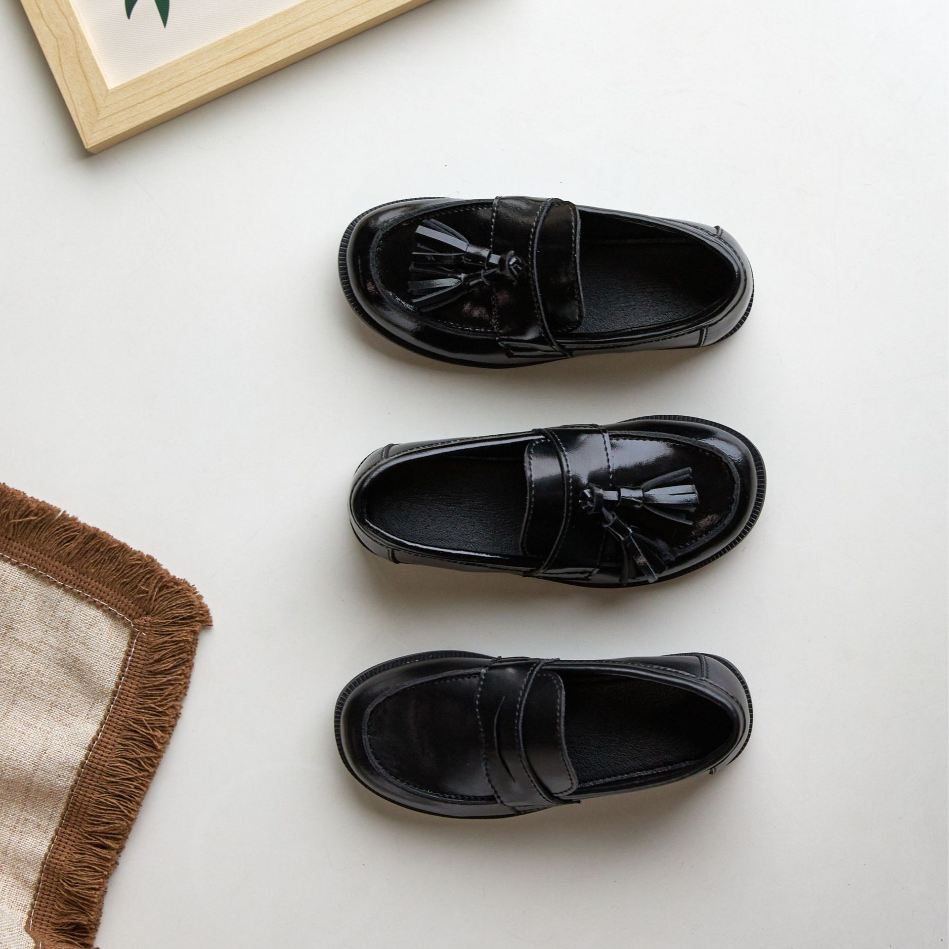 Small Size Autum New Chinese Style Genuine Leather Shoes British Style Br2516 Small Leather Shoes Japanese Style Loafers for Girls and Kidsren with Soft Soles