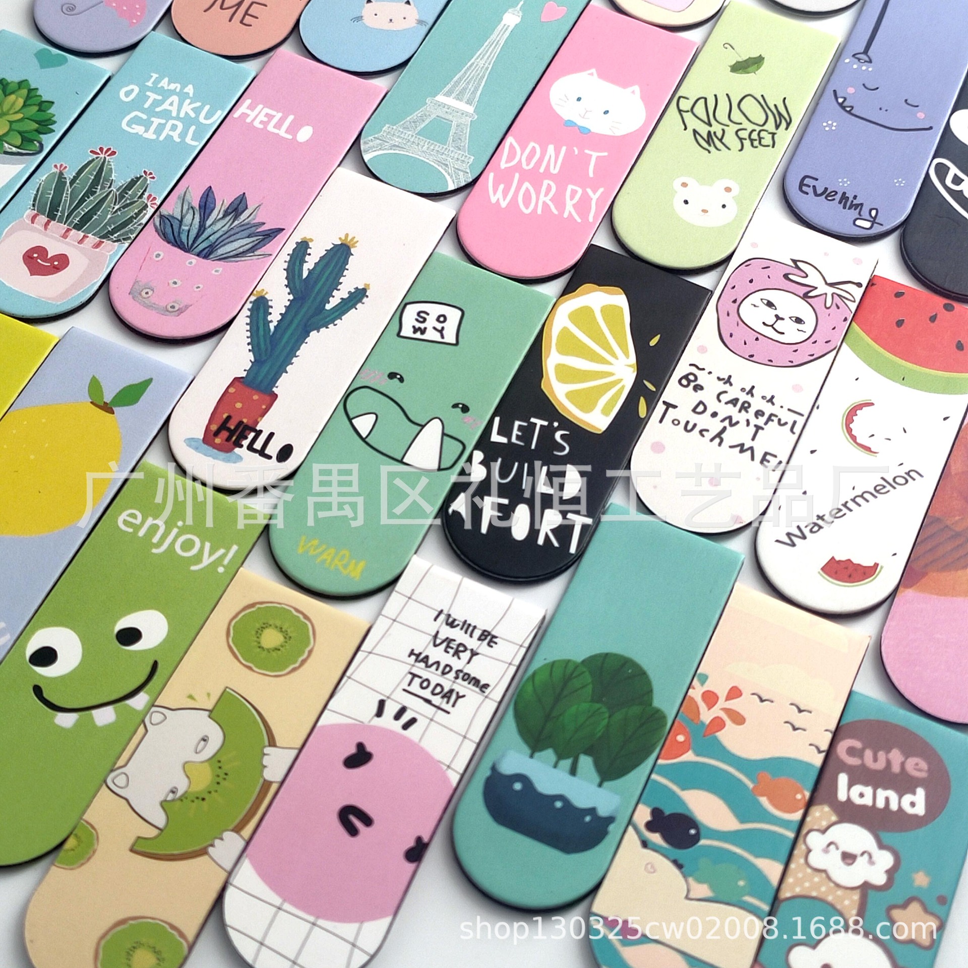 Magnetic Bookmark New bookmark creative student fresh magnetic bookmark coated paper Pearl paper printing bookmark wholesale