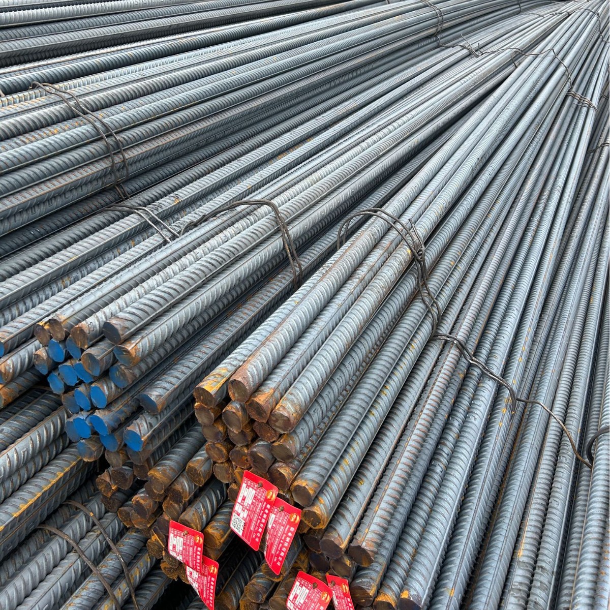 Spot Sales of Hrb500 Threaded Steel Bar Experimental Test Samples 6-50mm High Strength Steel Bar for Bridge Engineering