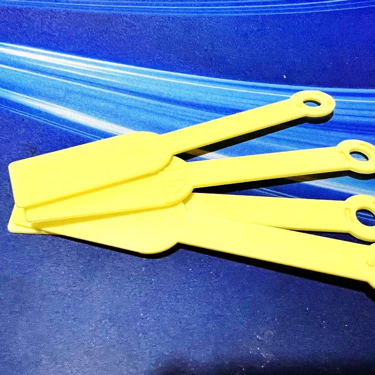 Shake the same fan-shaped red envelope folding fan red envelope fan skeleton fan handle fan frame plastic fan Leaf Wholesale