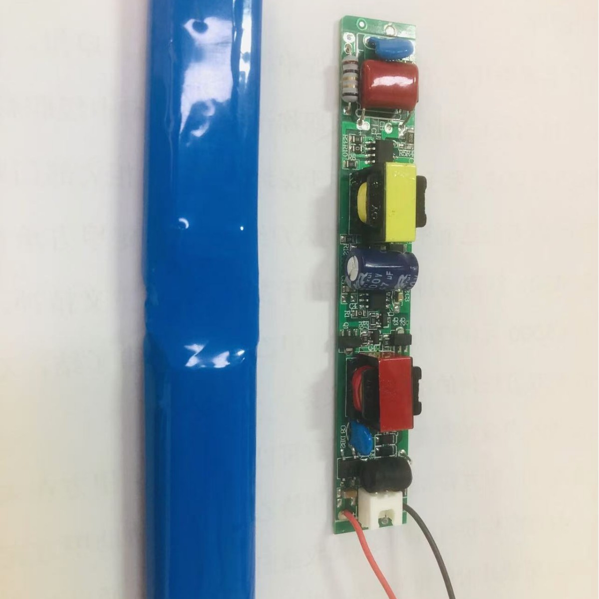 Индивидуальное производство аварийного питания, высокая мощность, низкая мощность, время работы может быть настроено, аварийная мощность для флуоресцентной лампы