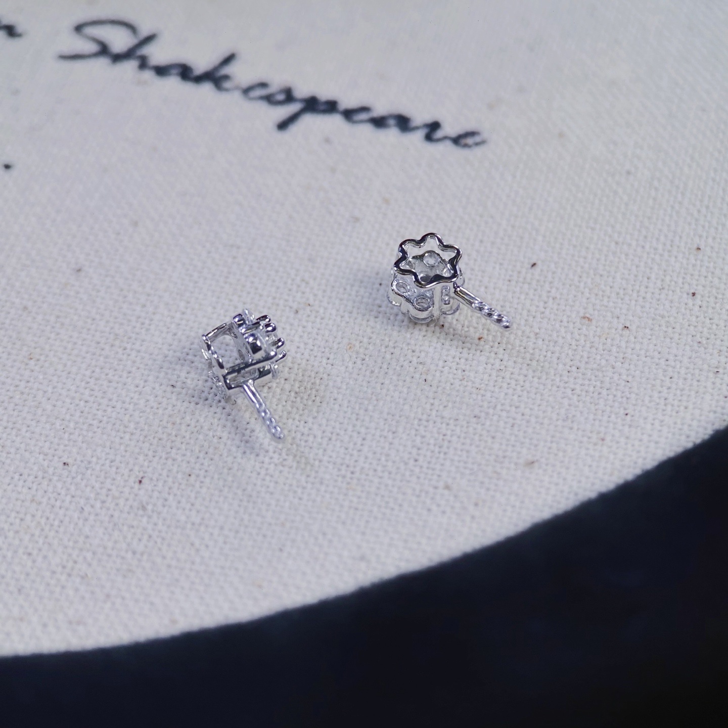 Platinum Pt900 Accessories Star Pendant Zircon Inlay Reference Beads 10-11mm Excluding Bead Chain