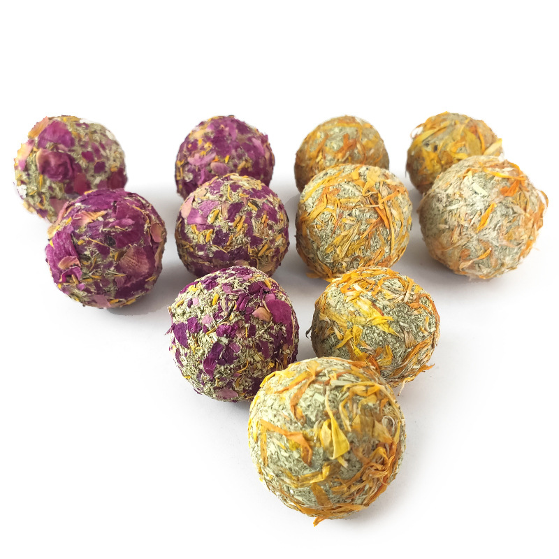 Rabbit Molar Mixed Grass Ball Totoro Alfalfa Flower Cake Dutch Pig Hamster Supplies Rabbit Molar Toy Snacks