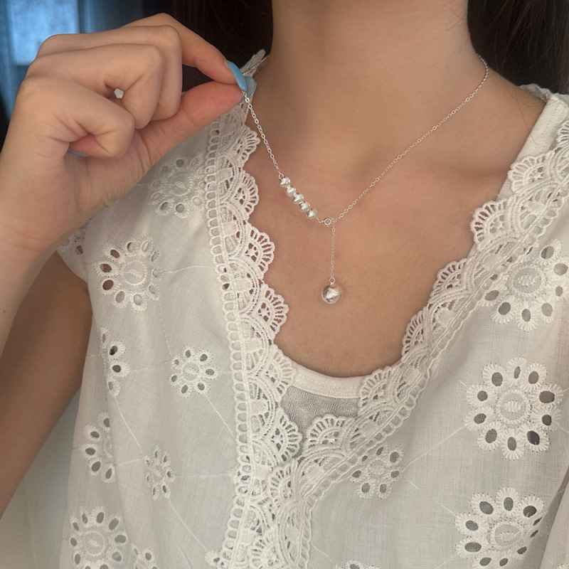 Elegant, Simple and High-End Cat's Eye Copper Bead Pendant Clavicle Chain Niche Design Fashionable Commuting Daily Necklace