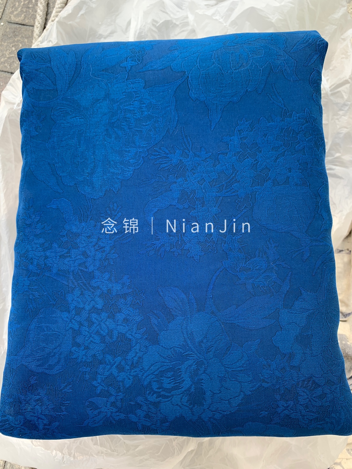 [Klein Blue] Silk Spinning Fragrant Cloud Yarn 40 Mmi 120 Width 100% Mulberry Silk Classy Fabric Summer