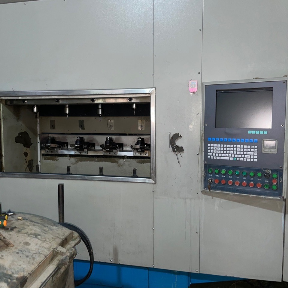 Baiyida машина для резьбы по обуви Jiujiang Yingsheng oujing машина для резьбы Nanhai Б/У Jiujiang машина ЧПУ для резьбы по колодкам