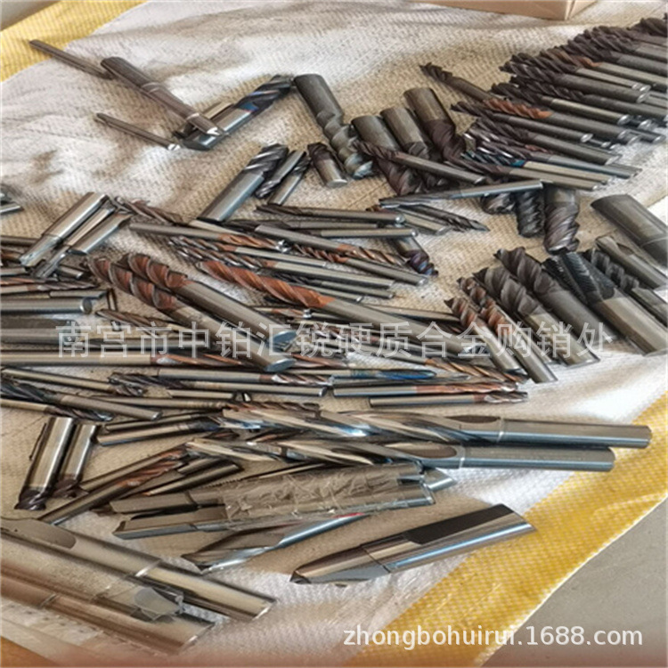 Отходы фрезерных резцов из вольфрамовой стали, переработка карбида, сварка головок, буровые коронки из сплава