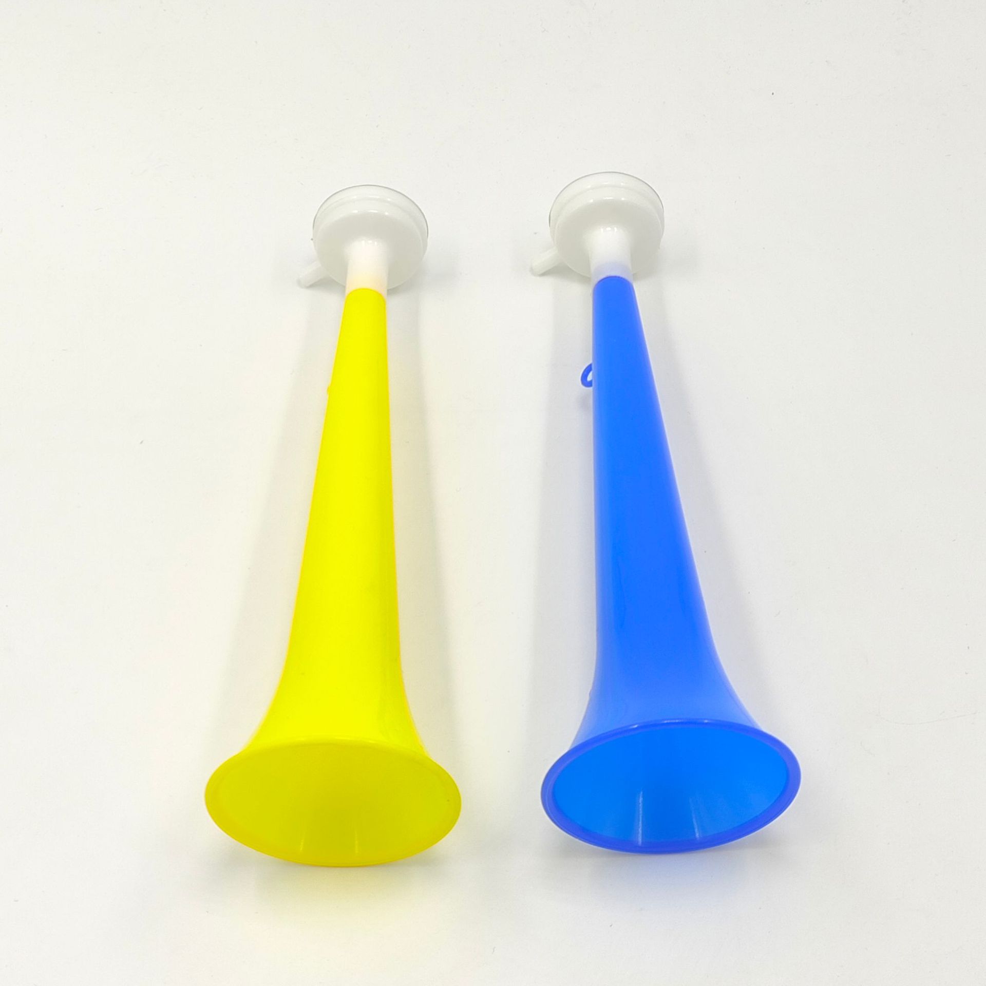 Fan Horn World Cup Cheering Props Can Hang National Flags, Sports Games, Cheerleading Atmosphere Toys, Kidsren's Horns