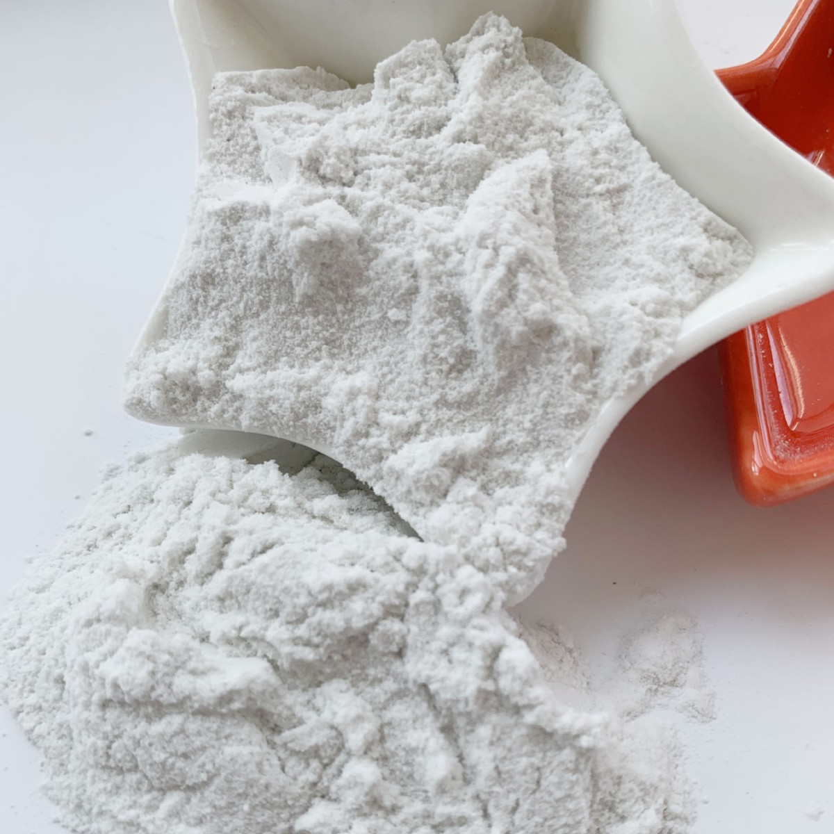 Diatomaceous Earth Manufacturers Supply Ultra-Fine Diatomaceous Earth Powder Coating Water Treatment Filtration Diatomaceous Earth Filter Aid Adsorption Diatomaceous Earth