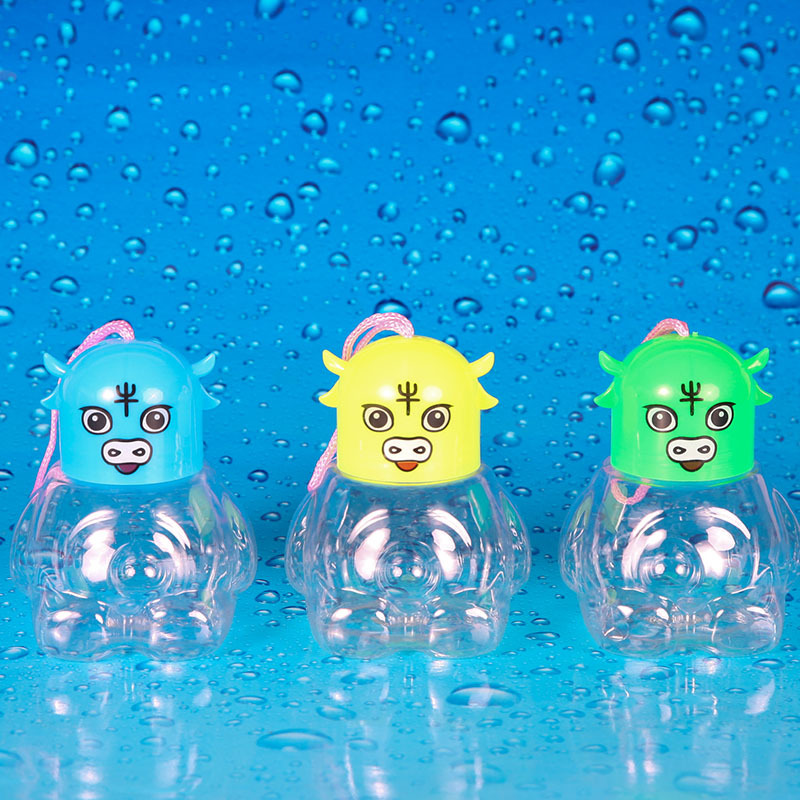 Small Fish Bottle Night Market Stall Wholesale Plastic QQ Bottle Children Portable Mini Cartoon Fish Tank Turtle Bottle Transport Box