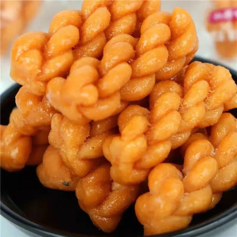 Postage crispy twist net red leisure dormitory office children snacks pastry snacks whole box wholesale