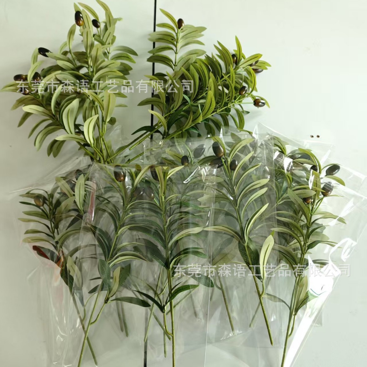 Cross-Border Artificial Olive Branch with Two Branches and Fruit, Artificial Fake Flower Decoration for Wedding, Home Decoration, and Landscaping