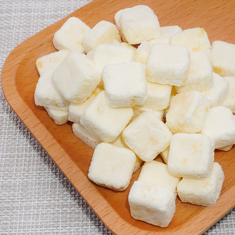 Xinmeixiang factory Yogurt Fruit block strawberry flavor yogurt fruit block freeze-dried yogurt block cereal ingredients presale