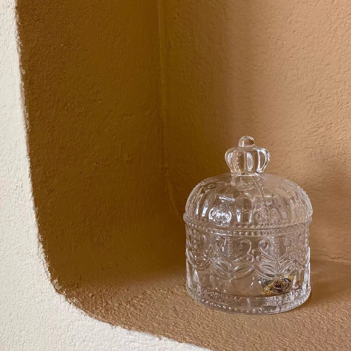 Factory Direct Supply Crystal Glass Candy Cup Creative Crown Glass Storage Jar European Style Carved Jewelry Box