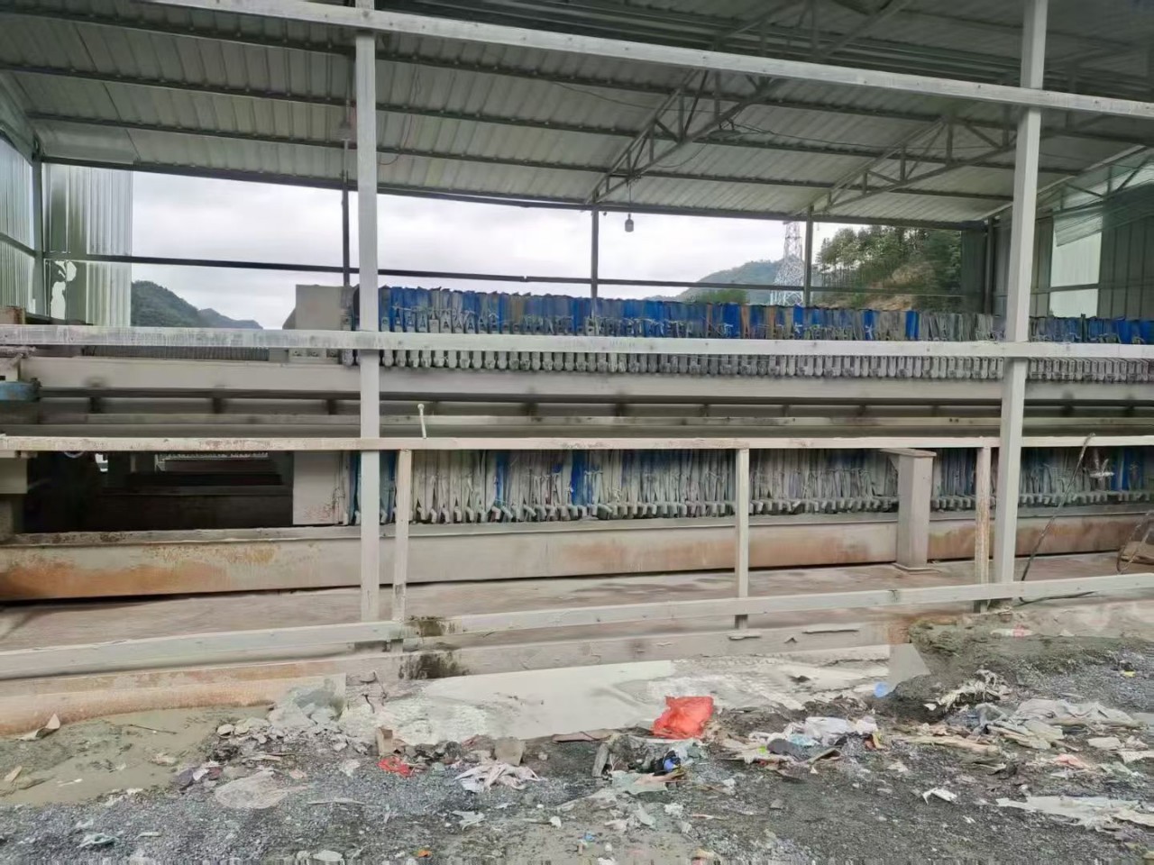 2 единицы фильтровальных прессов 500 с насосами, требуется отправка из Шэньси, пожалуйста, напишите мне в личные сообщения, есть еще в наличии