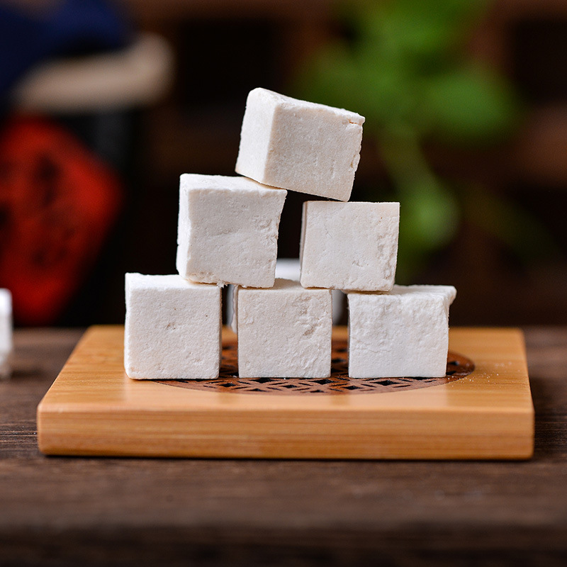 Yunnan Poria Ding New Goods White Poria Center Ding Poria Chinese Herbal Medicine Wholesale Poria White Poria Selection Center Ding