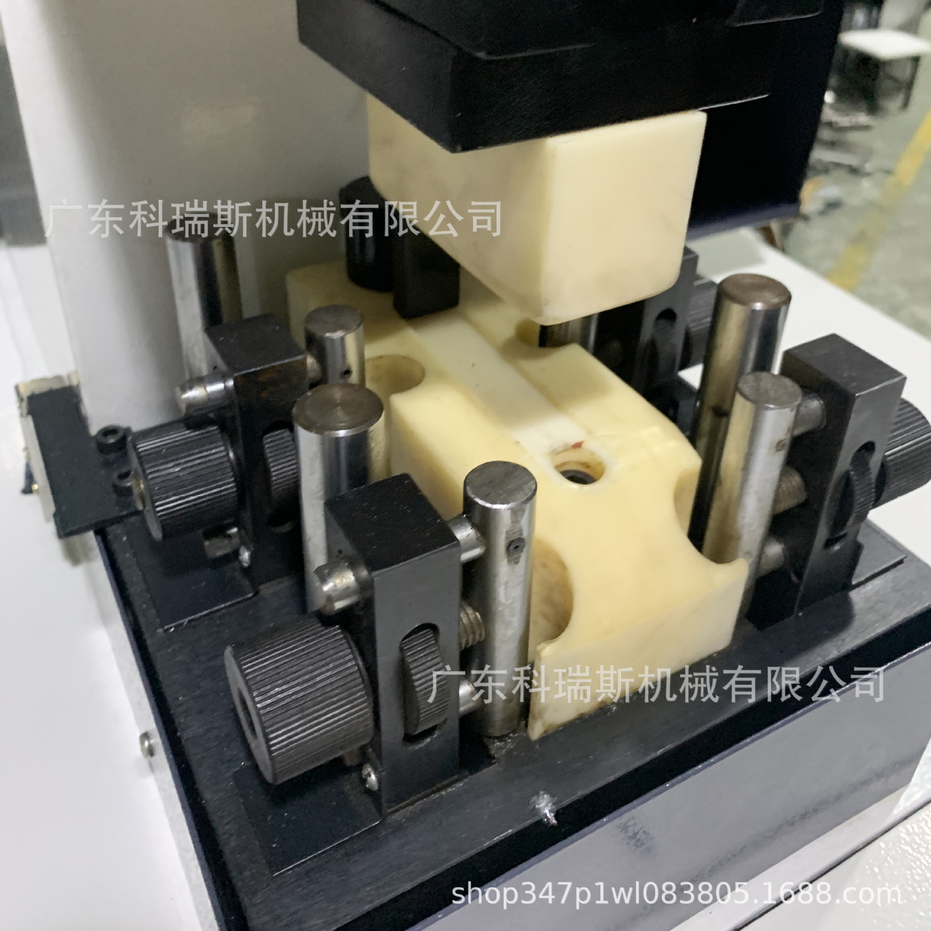 Midsole Pressure Heel Lamination Machine