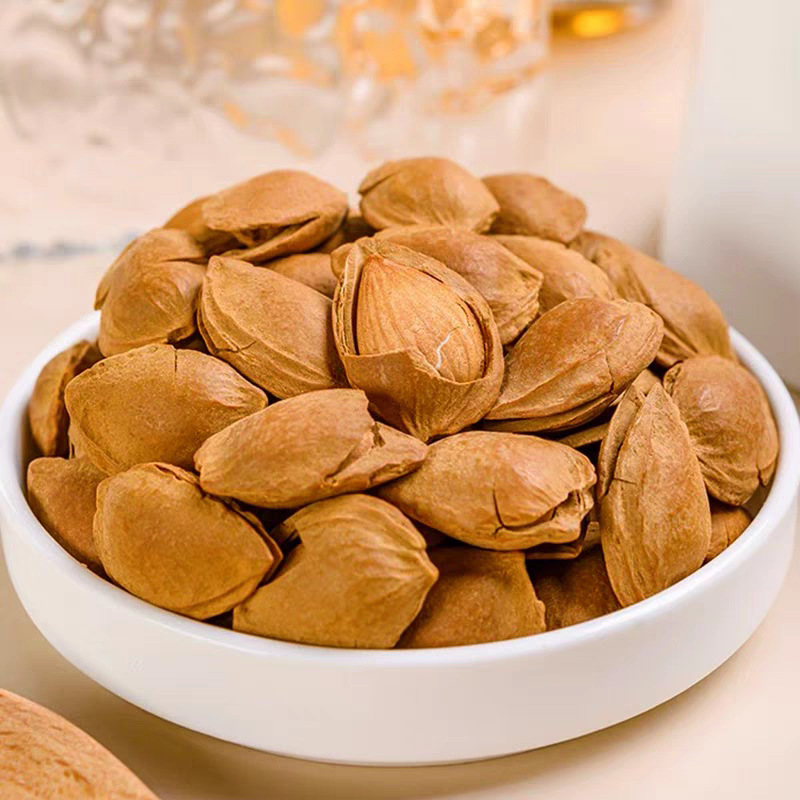 New Arrival Almond Wholesale Hand-Peeled Apricot Hard-Shell Small White Apricot Nuts Ginkgo Large Almond Open Roasted Apricot Kernel Snacks