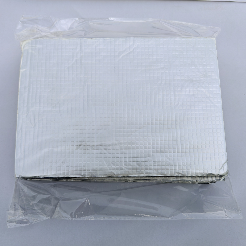 Manufacturer Wholesale Car Thermal Insulation Sound Insulation Cotton Insulation Pad 5Mm10Mm Thick Aluminum Foil Thermal Insulation Cotton Cross-Border Supply Model