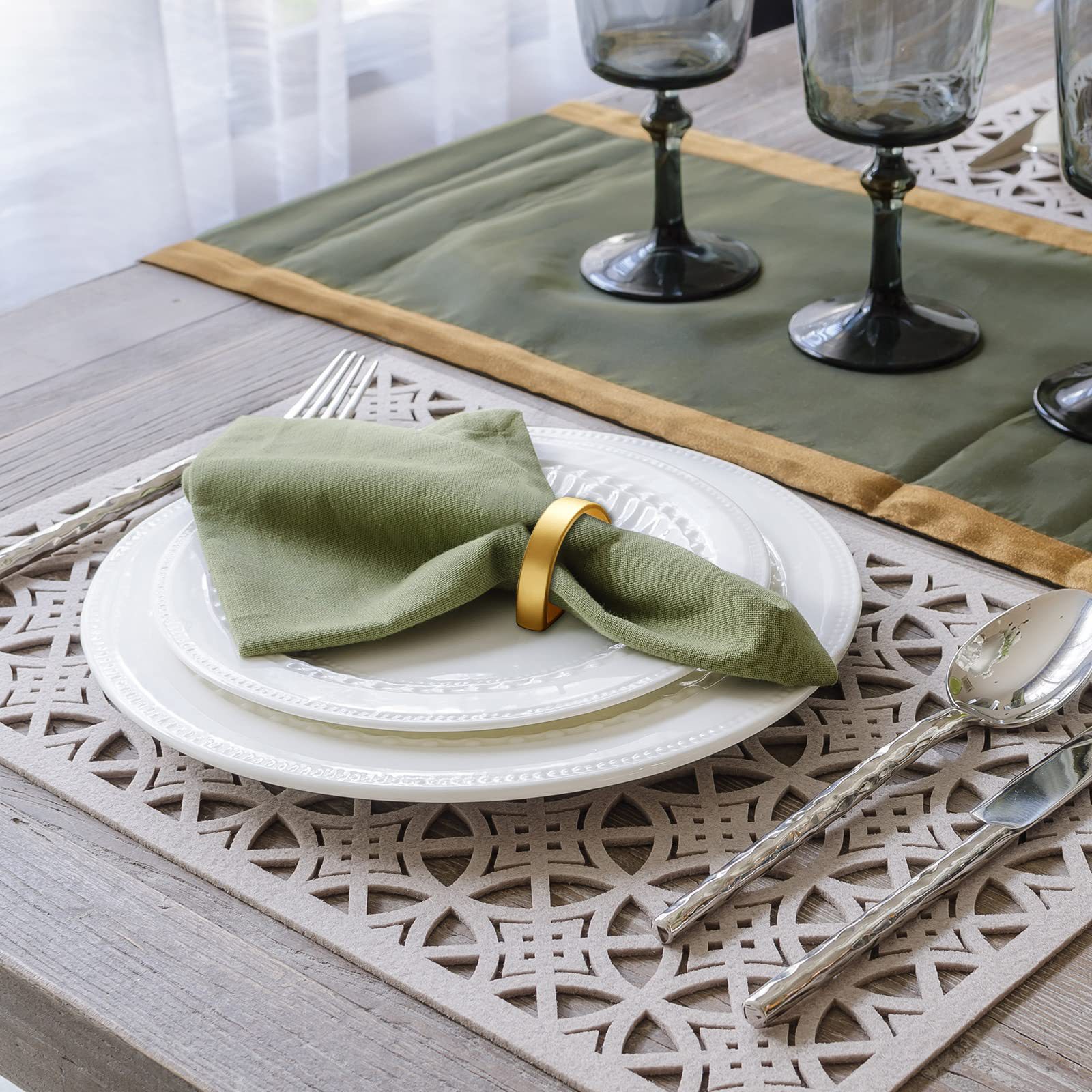 Cross-Border Simple Zinc Alloy Matte Gold Semi-Circular D-Shaped Napkin Ring Hotel Restaurant Table Decoration Napkin Buckle Wholesale