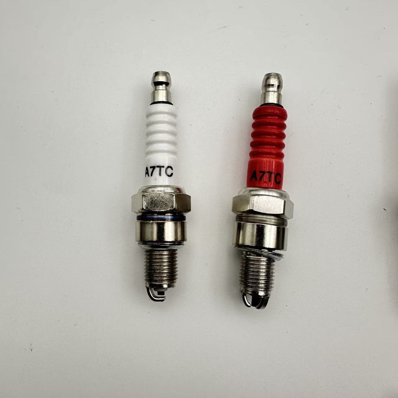 Motorcycle Spark Plug Gy6 Scooter Spark Plug A7Tc Multi-Angle Ignition Modification 3-Prong A7Tc Spark Plug