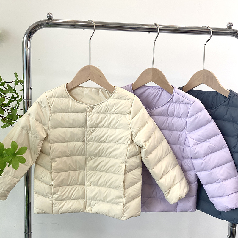 Кросс-бордерная Пинху детская легкая куртка-пуховик подкладка верхняя одежда 2023 зима средний и большой размер для девочек и малышей белый утиный пух