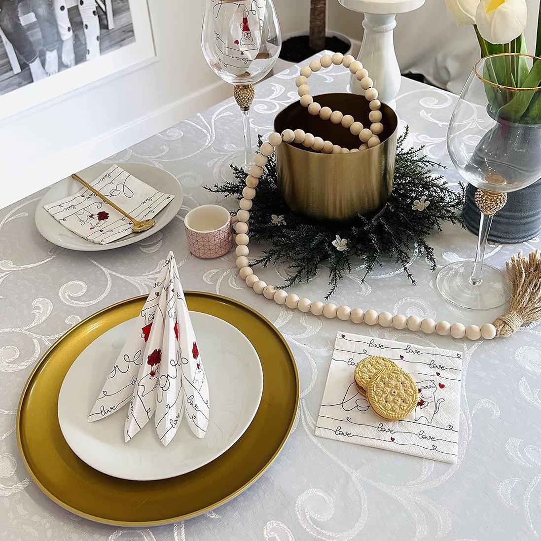 Factory Direct Sales Western Paper Towels 100% Log Pulp Colorful Printed Paper Towels Two Layers 18g Disposable Napkins