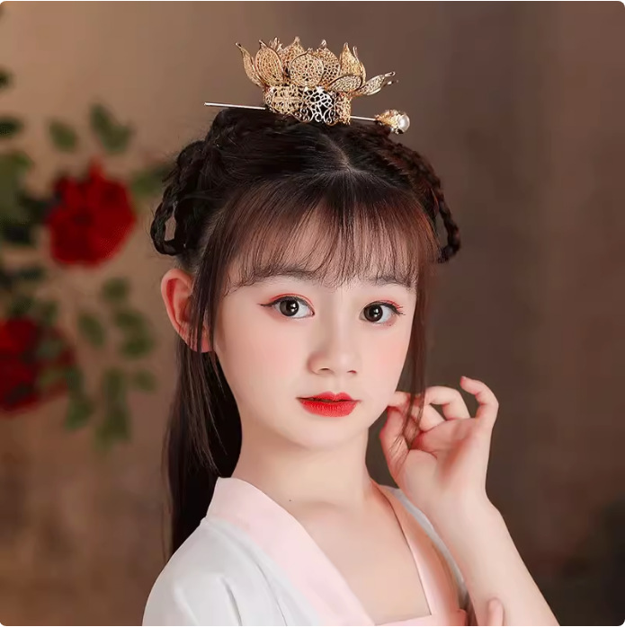 Hanfu Stereo Alloy Lotus Crown Headwear Women's Ming Style Antique Bundle Hair Color Preservation Performance Hair Crown Accessories