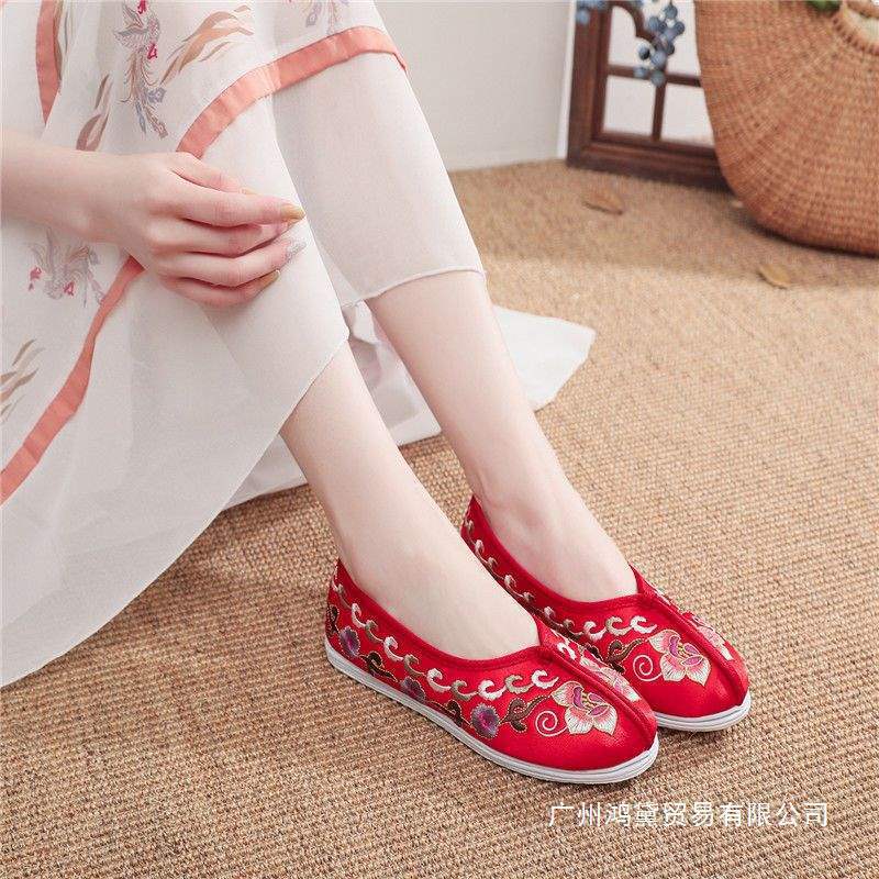 Обувь с тканевой подошвой, вышитые туфли старого Пекина, этнический стиль, ручная работа, обувь для танцев и для мамы