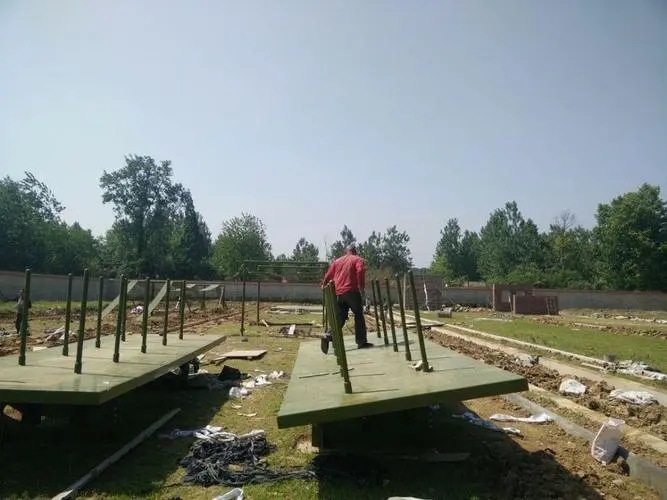 Shuangyi Naval Force 400m Sea Landing Obstacle 40m Island Landing Obstacle Physical Training Tire Climbing Platform