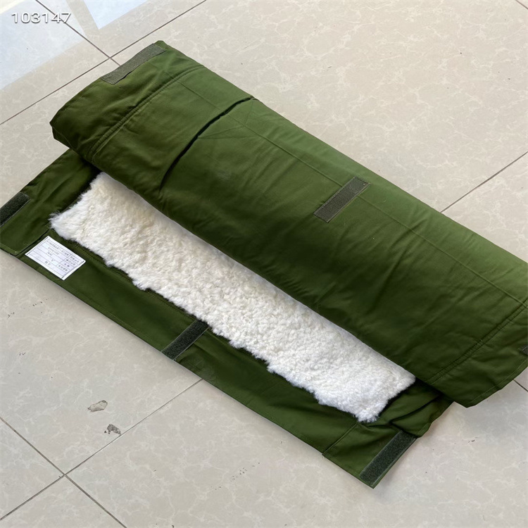 Factory wholesale fur one sheepskin mattress thickened warm single sheepskin mattress insulation cold windproof