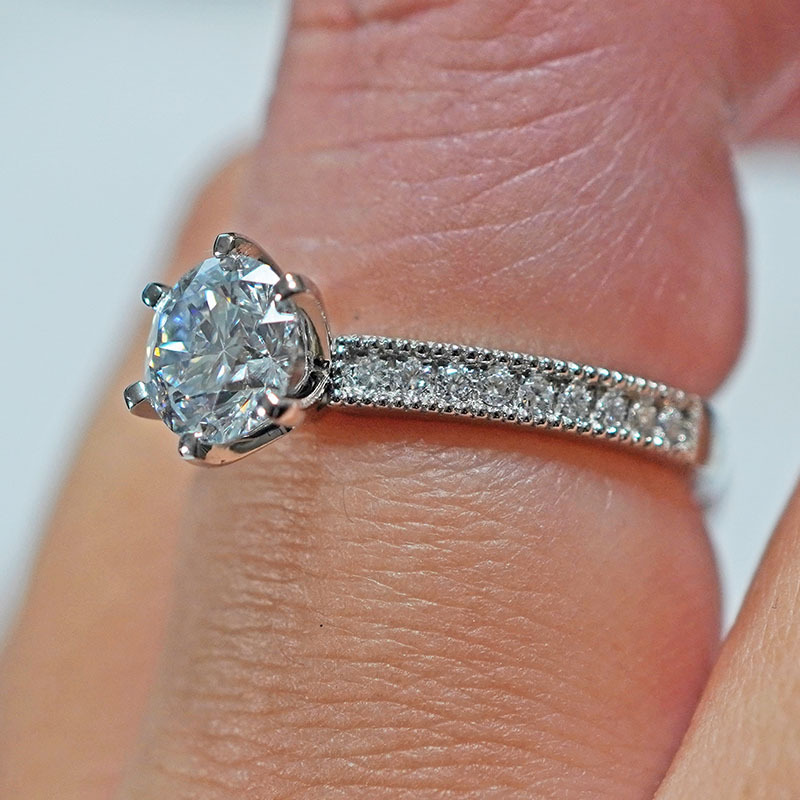 Pt950 Platinum Cultivated Diamond Ring for Women Niche as Bright as Stars for Wedding, Proposal and Engagement