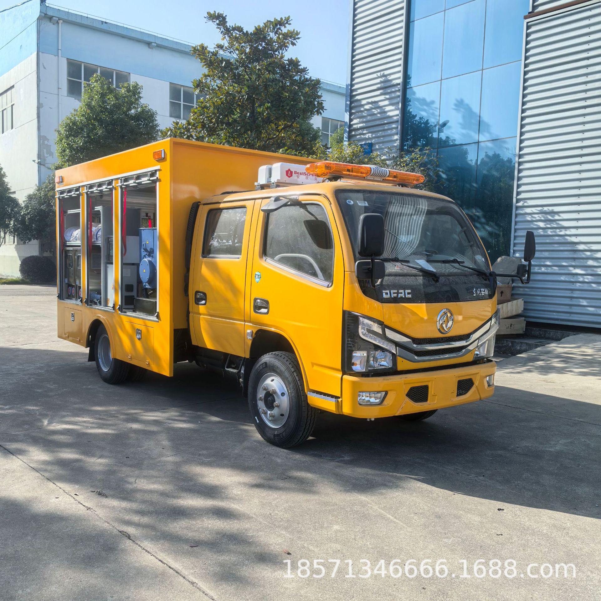 Автомобиль экстренной помощи Dongfeng Blue, 1000 кубометров, стандарт ВИ, муниципальный спасательный автомобиль