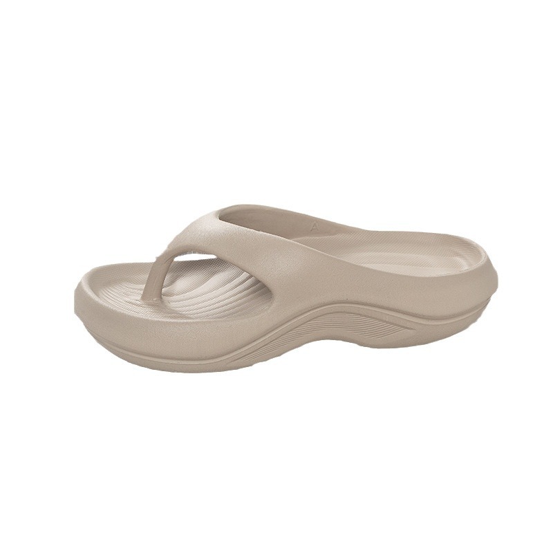 Cross-border new flip-flops women's summer wear non-slip deodorant fashion all-match beach beach high-grade flip-flops