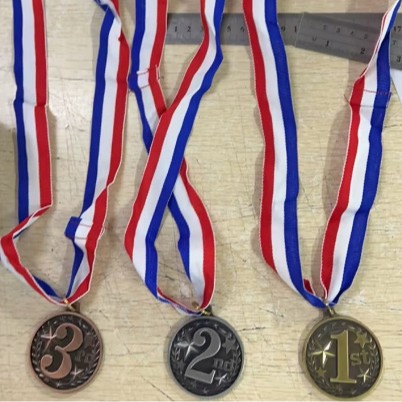 Customized Metal Medals for Sports Events, Custom-Made Gold Medals, Universal Medals, Commemorative Medals, Prizes, Gold, Silver and Bronze Medals