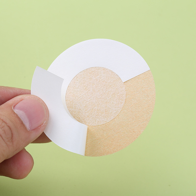 Disposable Breast Patch, Round Plum Blossom Heart-Shaped Breast Patch, Anti-Exposure, Anti-Bump Nipple Patch, Breathable, Traceless Breast Patch