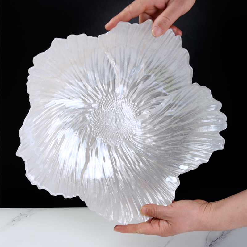 Nordic Modern Glass Fruit Tray Flower-shaped Pearlescent Snack Fruit Tray Simple Snack Afternoon Tea Tray Home