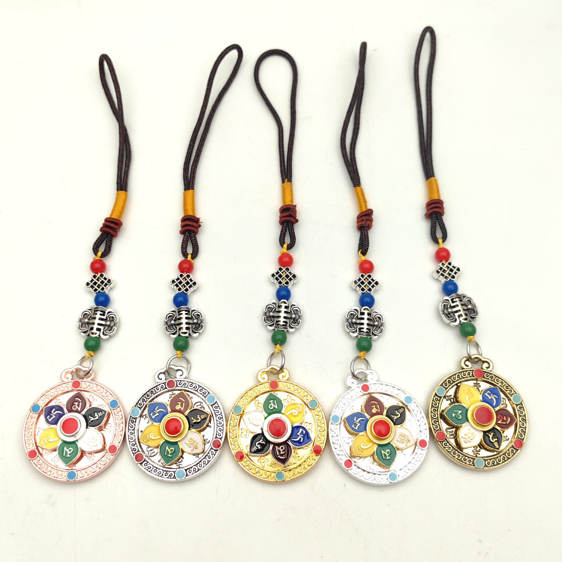 Xizang ornaments rotating nine palace gossip twelve zodiac luggage car hanging key chain tassel six words true words eight auspicious accessories
