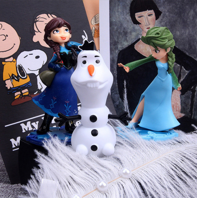 Cake Decoration Ornaments Snow Treasure Doll Plastic Snowman Scene Decoration Dress Ice and Snow Doll Baking Decoration