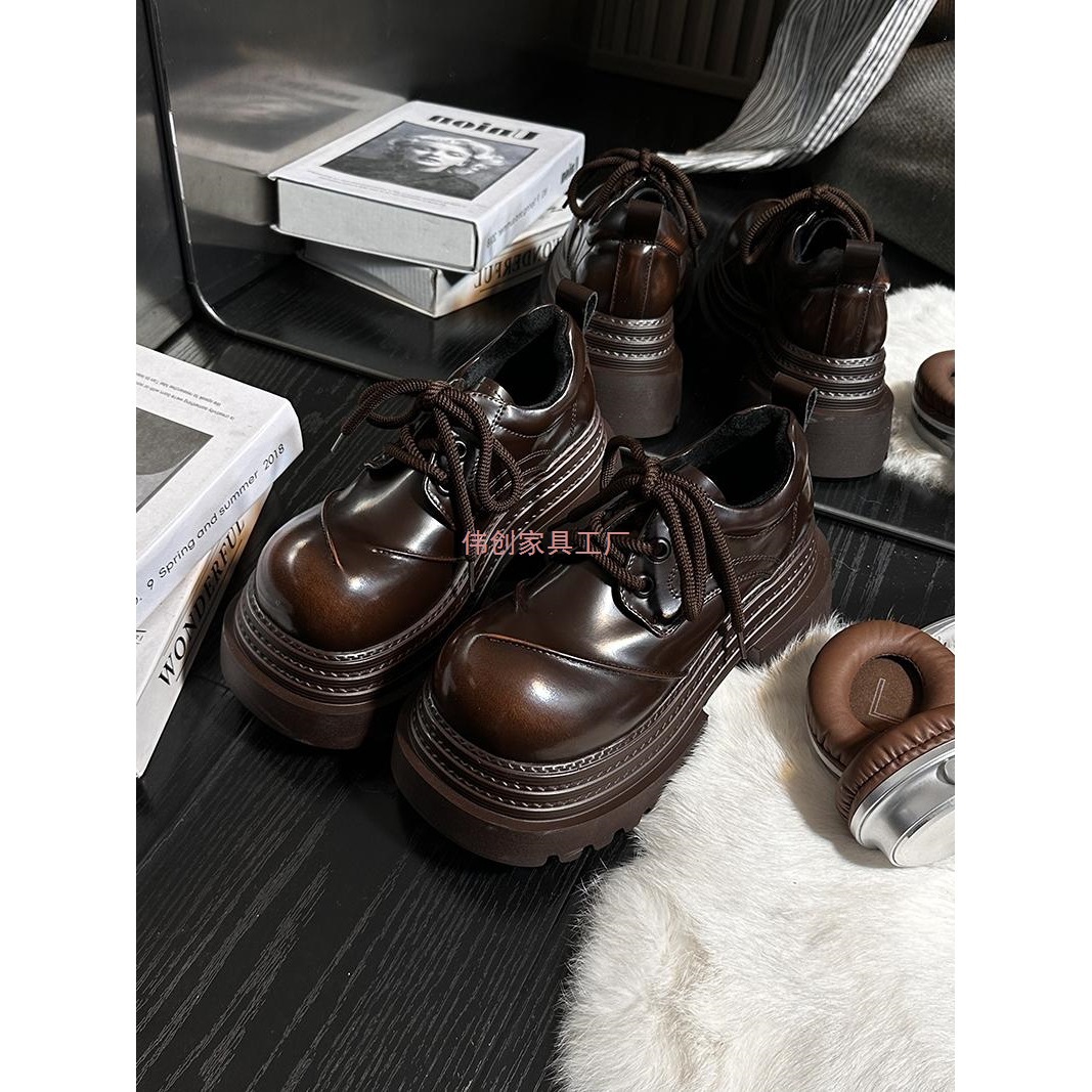 Европейские туфли из натуральной кожи с толстой подошвой для женщин, британский стиль, круглые носки, шнуровка, маленькие увеличивающие рост лоферы, плоские