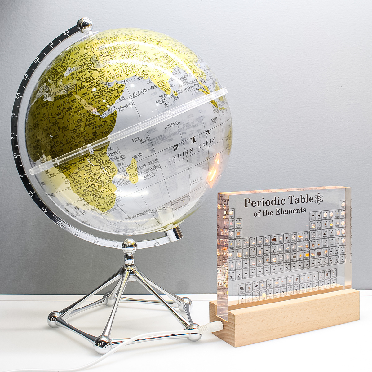 New Junior High School and High School Chemistry High-Transparency Periodic Table Physical Ornaments Products Girls and Boys Birthday Creative Gifts