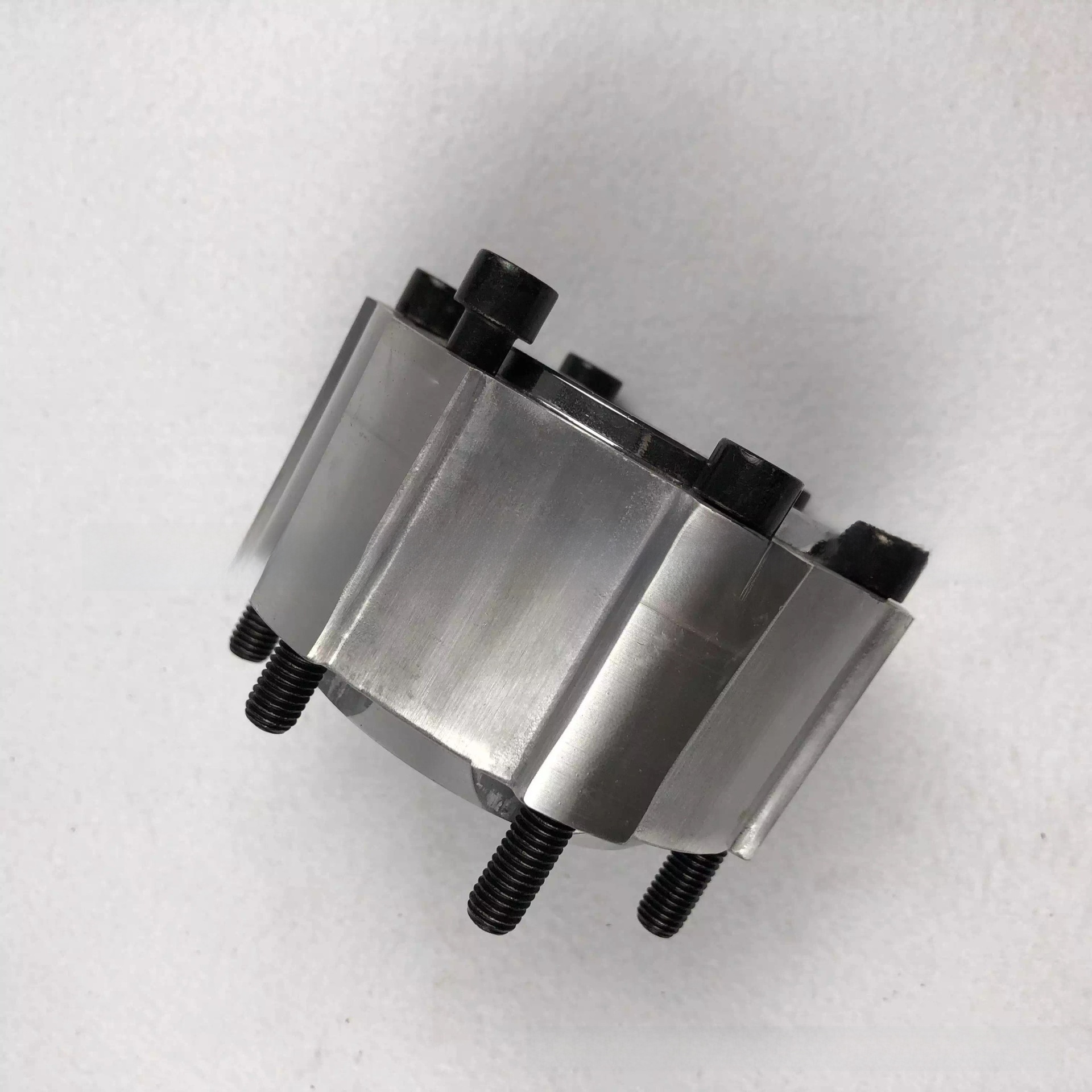 Front wheel clutch free wheel Yi 40250-2s610 applicable to Nissan pickup Pathfinder Navara D22