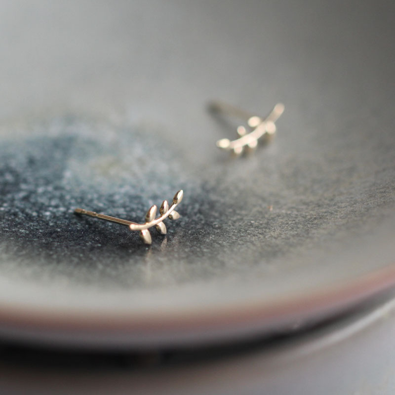 Pure 9k gold mini elegant leaves branches Japanese and Korean ins style small ear studs