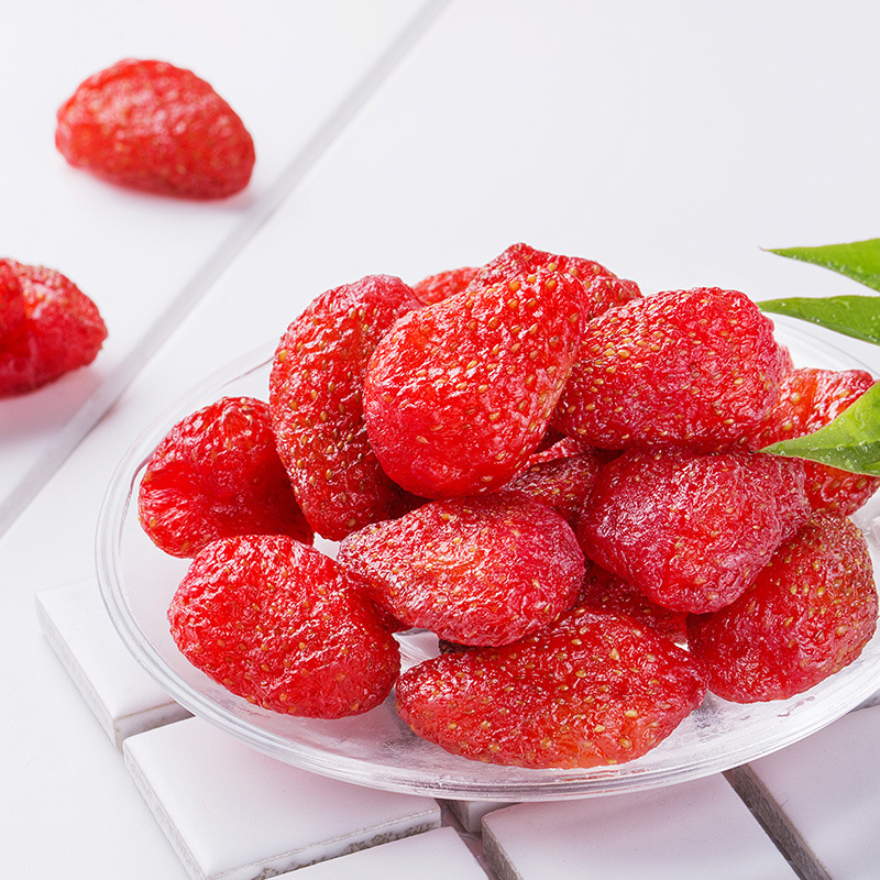 Herbal dried strawberry 50g box gauge 130 packaging dried fruit preserved fruit baking Internet celebrity casual snacks wholesale