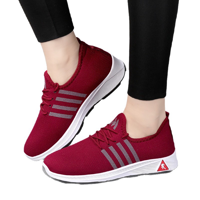 Fleece-Lined Cotton Shoes for Middle-Aged and Elderly People, New Walking Shoes, Old Beijing Cloth Shoes, Women's Casual Shoes, Soft-Soled Women's Shoes, Comfortable and Non-Slip