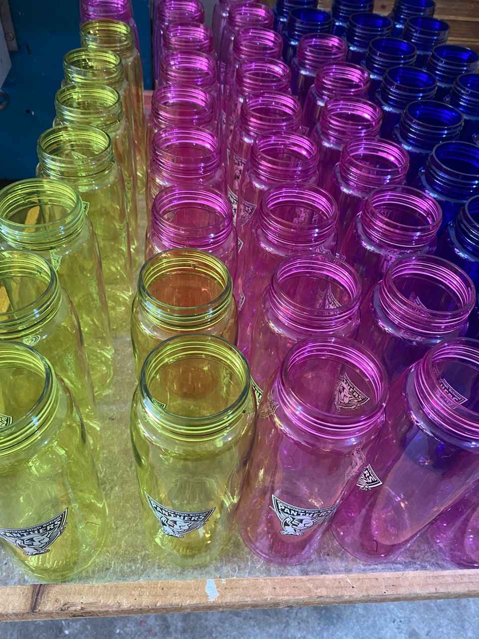 Yiwu silk screen processing multi-color printing design logo processing silk screen color number is not limited